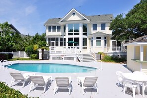 Pool - Array Of Sunshine: Pool, Tiki Bar, Fairway Views (Corolla)