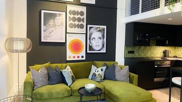 Télévision, espaces bureaux