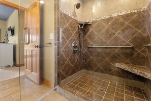 Bathroom - Sea It All: Private Pool, Gourmet Kitchen, Hot Tub (Corolla)