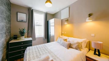 1 bedroom, WiFi, bed sheets