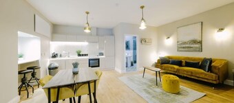 Brand New 1 Bedroom Apartment Close to MOD