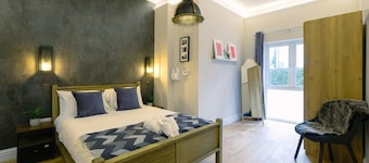 Brand New Apartments close to Cribbs Causeway!