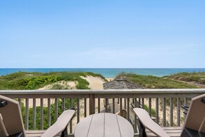 Property grounds - Dune Ridge: Oceanfront Duplex, Spa, YMCA Access (Nags Head)