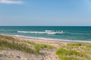 Beach - Duneridge Estates 10: Oceanfront, Pool, Hot Tub (Nags Head)