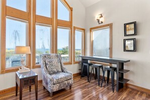 Interior - Duneridge Estates 10: Oceanfront, Pool, Hot Tub (Nags Head)