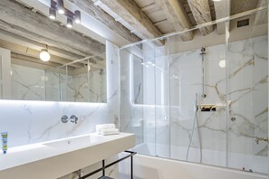 Dusche, Haartrockner