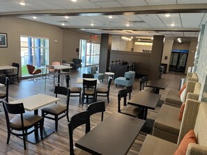 Free daily continental breakfast  - Sleep Inn Dallas Northwest - Irving (Dallas)