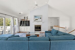 TV, fireplace, DVD player, table football - Moon Over Magnolia: Private Pool, Spa, Rec Room (Corolla)