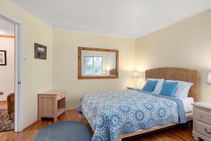 4 chambres, fer et planche à repasser, Wi-Fi, draps fournis