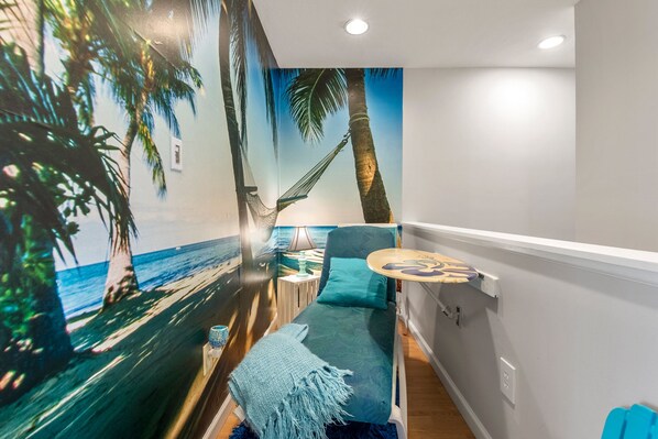 Interior - Villas J2: 2-bedroom Condo, Community Pool & Tennis, 400 ft Soundside Pier (Nags Head)