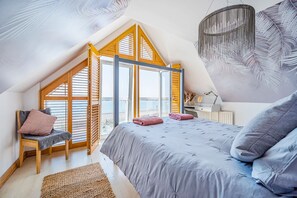 4 Schlafzimmer, Schreibtisch, Bügeleisen/Bügelbrett, Reisekinderbett