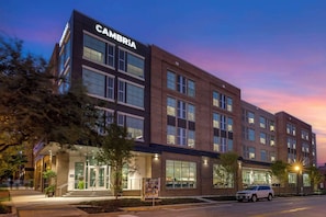 Exterior - Cambria Hotel Columbia Downtown The Vista (Columbia)