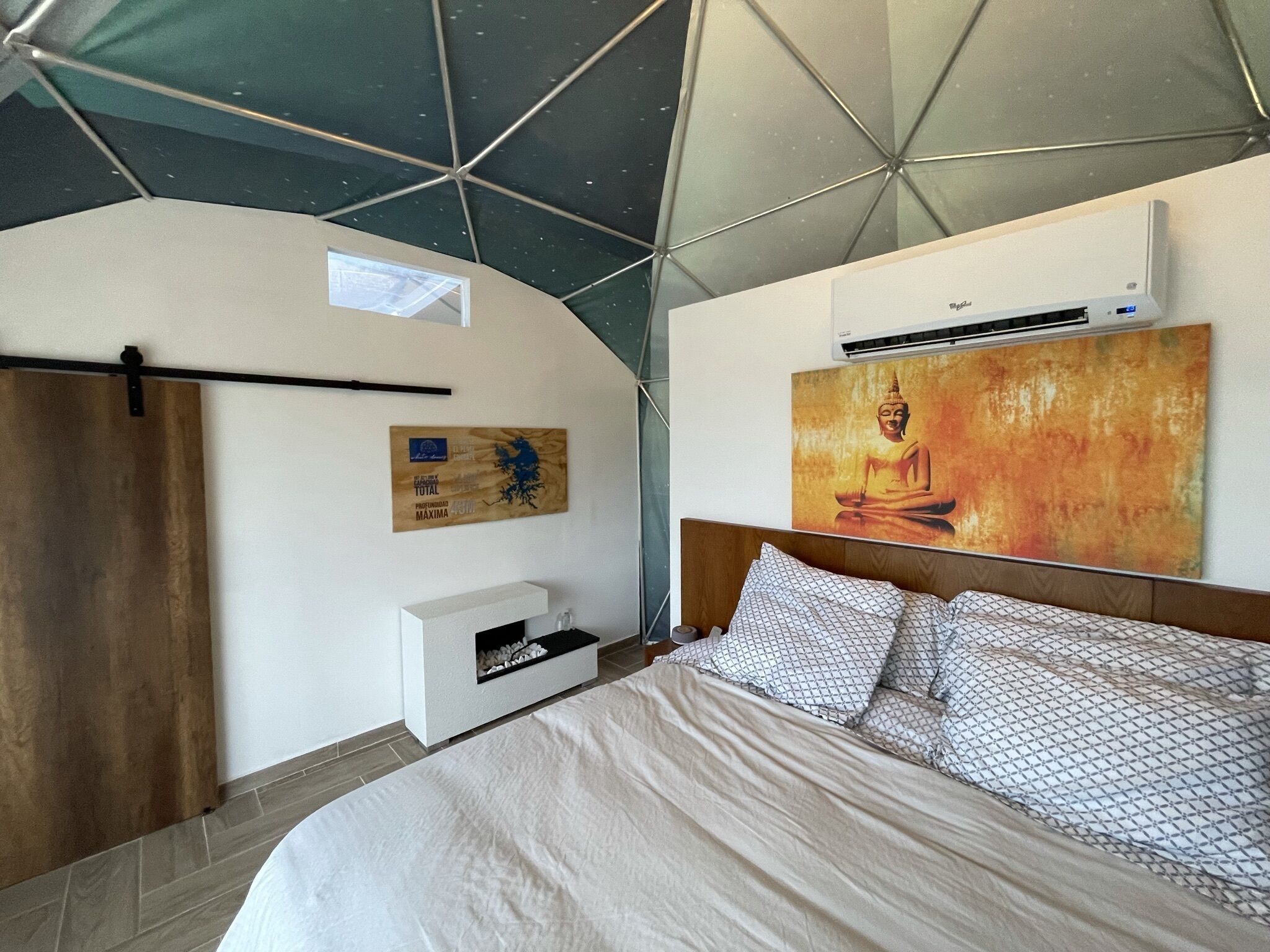 Luxury Glamping, great lake vew!