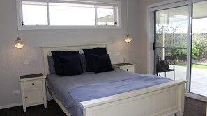 4 chambres, fer et planche à repasser, accès Internet, draps fournis