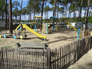 Children’s area - Escape Mobilhome At the Dunes of Contis (Saint-Julien-en-Born)