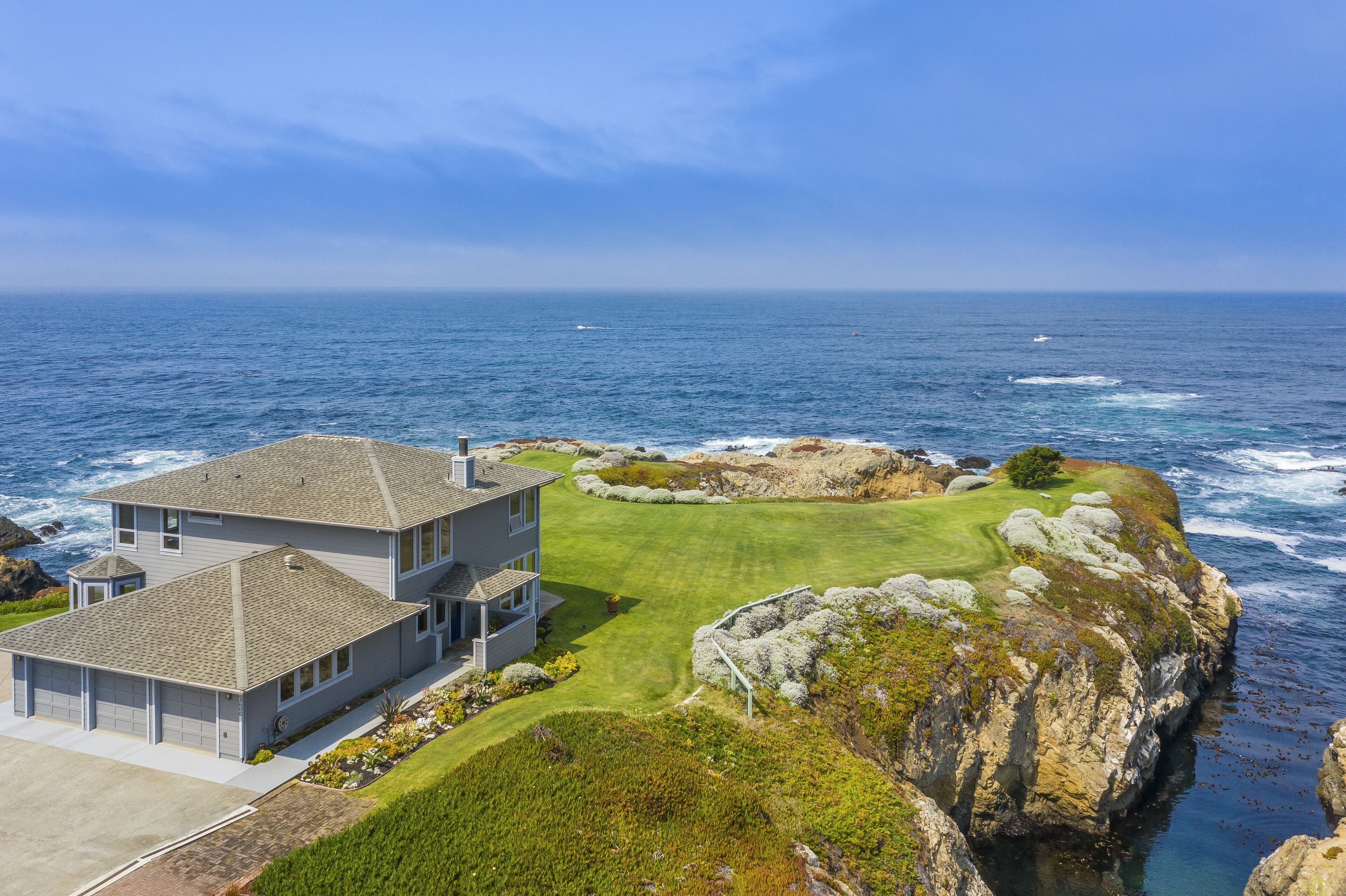 New as a Rental - Breakers Point - Situated on its Own Private Peninsula!