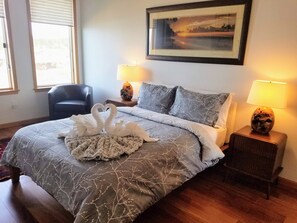 3 habitaciones, escritorio, wifi y ropa de cama 