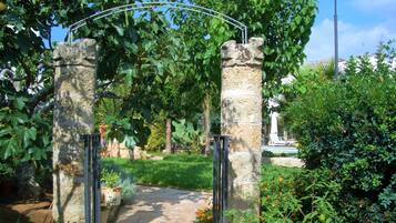 Enceinte de lâhĂ©bergement