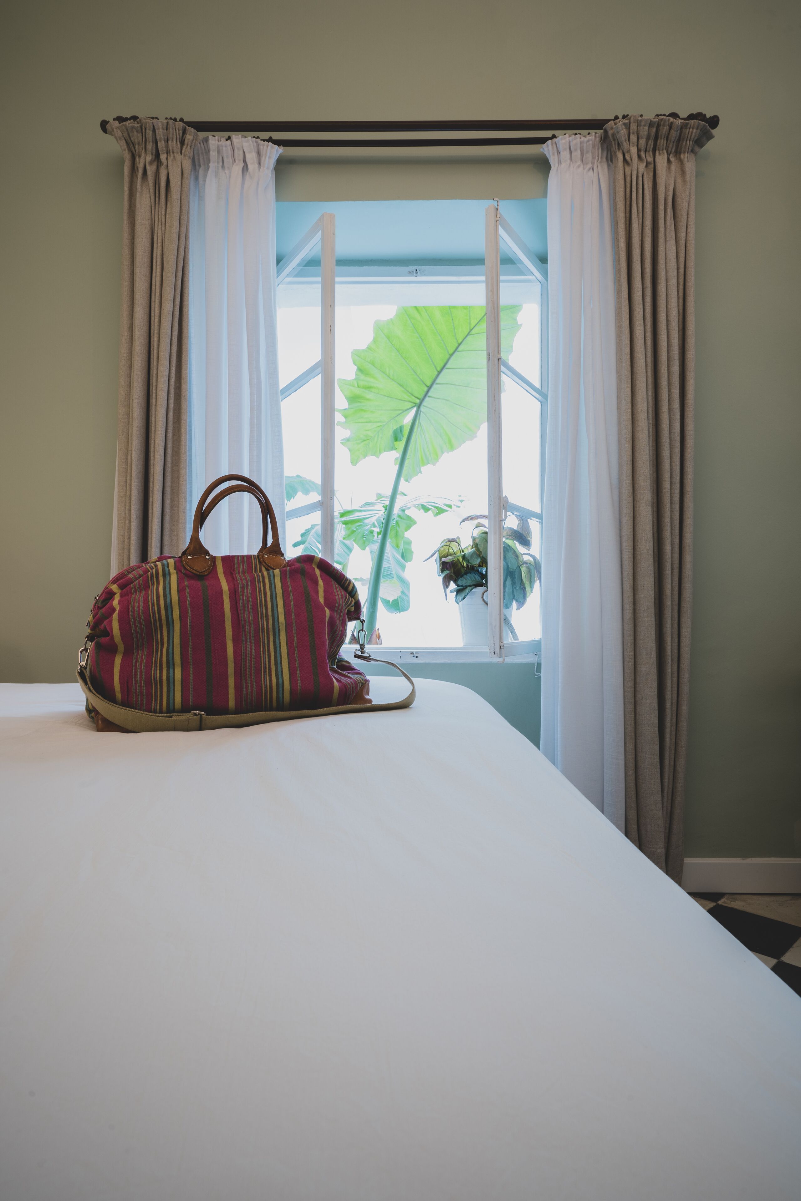 EXQUISITE BOUTIQUE HOTEL