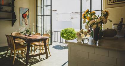 EXQUISITE BOUTIQUE HOTEL