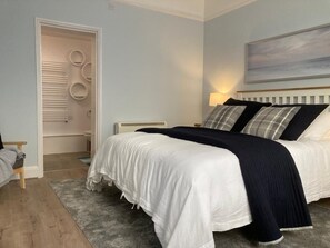 1 chambre, fer et planche à repasser, Wi-Fi gratuit