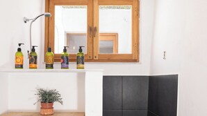 Uklassifisert bilde, 4 av 28, knapp