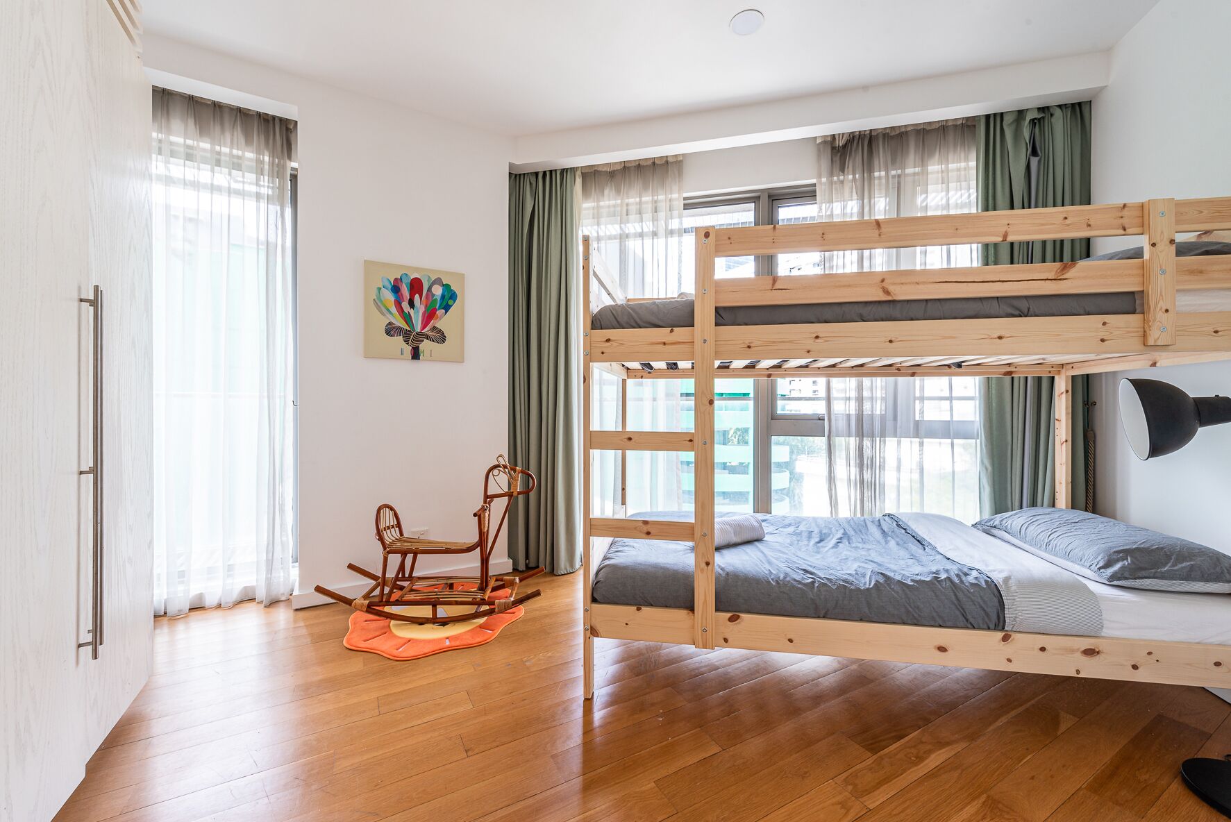 2 bedrooms, iron/ironing board, free WiFi