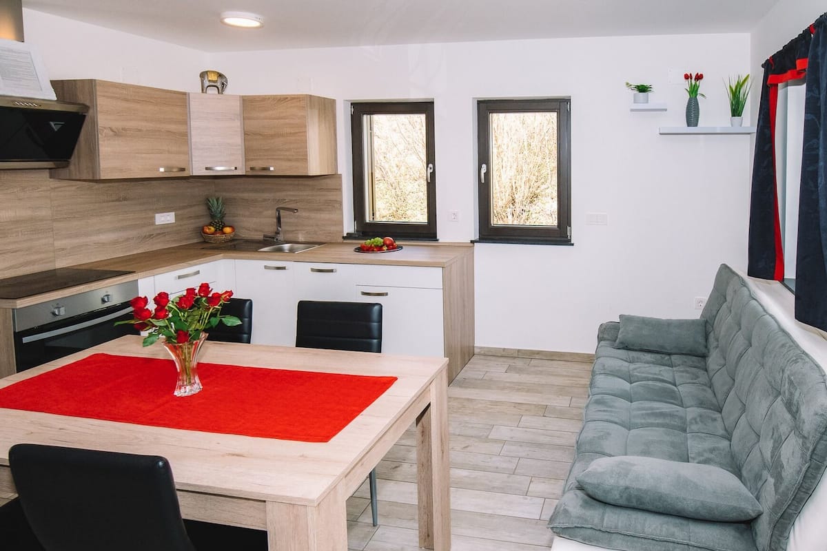 Appartement (Apartment castle view with balcony) | Interieur
