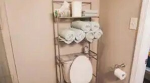 Combined shower/tub