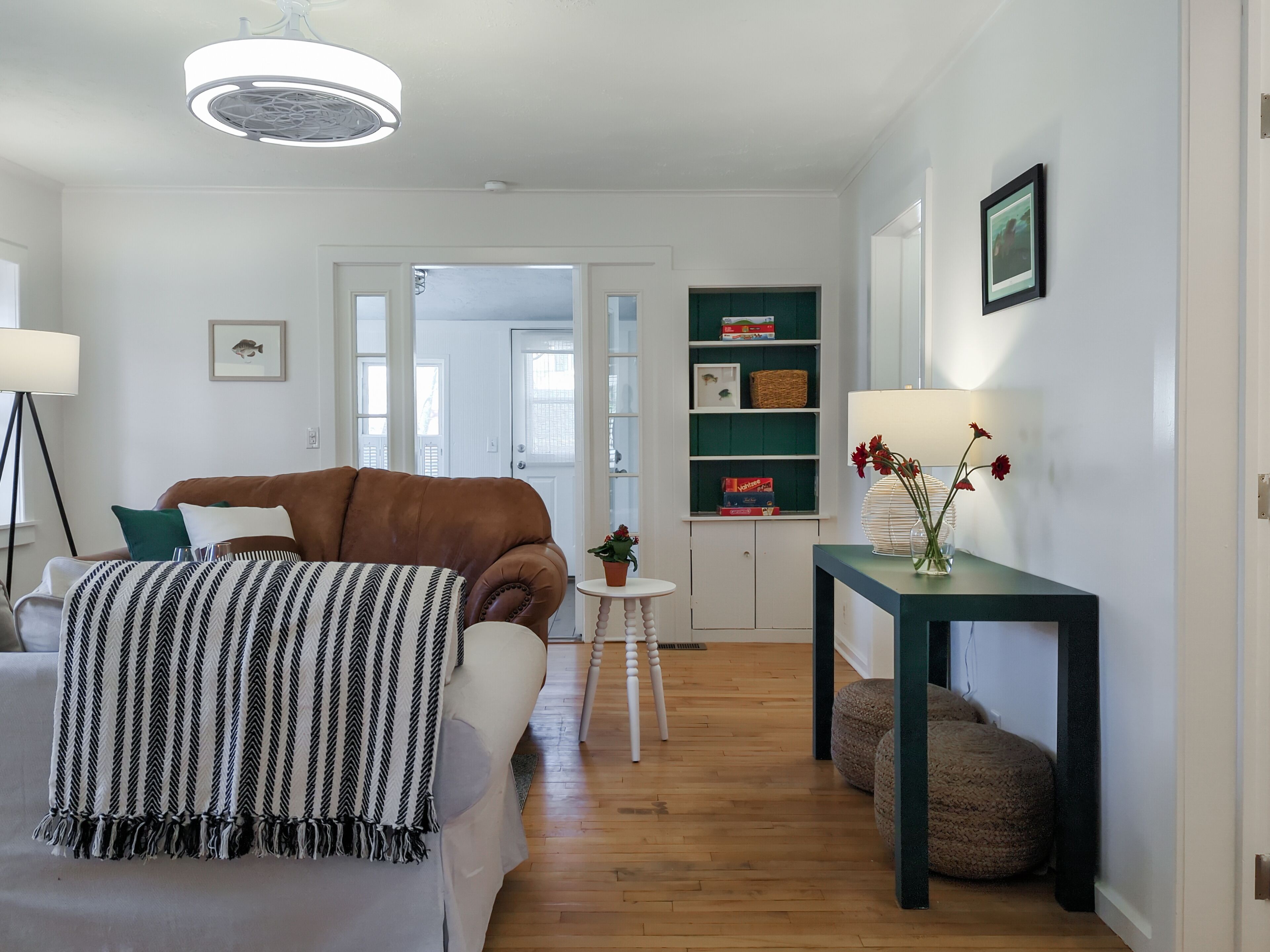 BLUEGILL COTTAGE l Swim, Kayak, S'mores! l Spring Lake, Mi. Vacation Rental