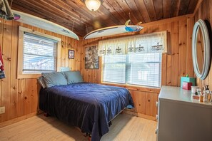 4 chambres, bureau, Wi-Fi gratuit, draps fournis