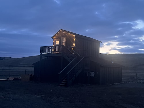 The Bunkhouse Farm Stay near Madison River!