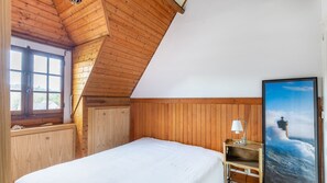 7 Schlafzimmer, Bügeleisen/Bügelbrett, kostenloses WLAN, Bettwäsche