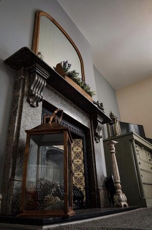 Departamento, varias camas | 2 habitaciones, tabla de planchar con plancha y ropa de cama 