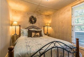 3 Schlafzimmer, Bügeleisen/Bügelbrett, kostenloses WLAN, Bettwäsche