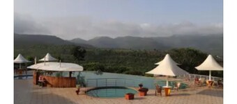 Woods Villa Retreat - Suite 01