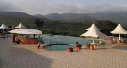Woods Villa Retreat - Suite 02