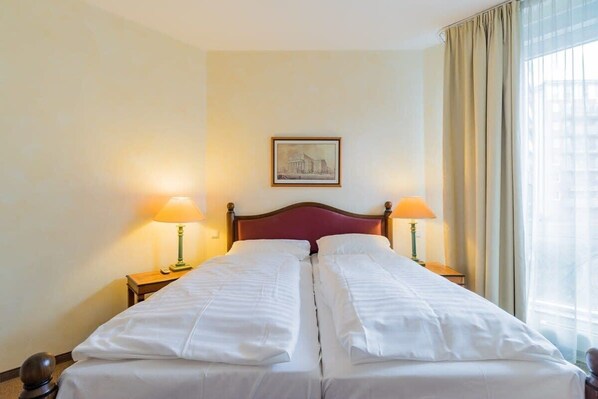 1 غرفة نوم ومكتب ومكواة/لوح كي وواي فاي