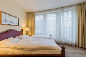 1 soverom, skrivebord, strykejern/-brett og wi-fi