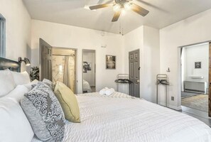 1 bedroom, iron/ironing board, travel crib, WiFi