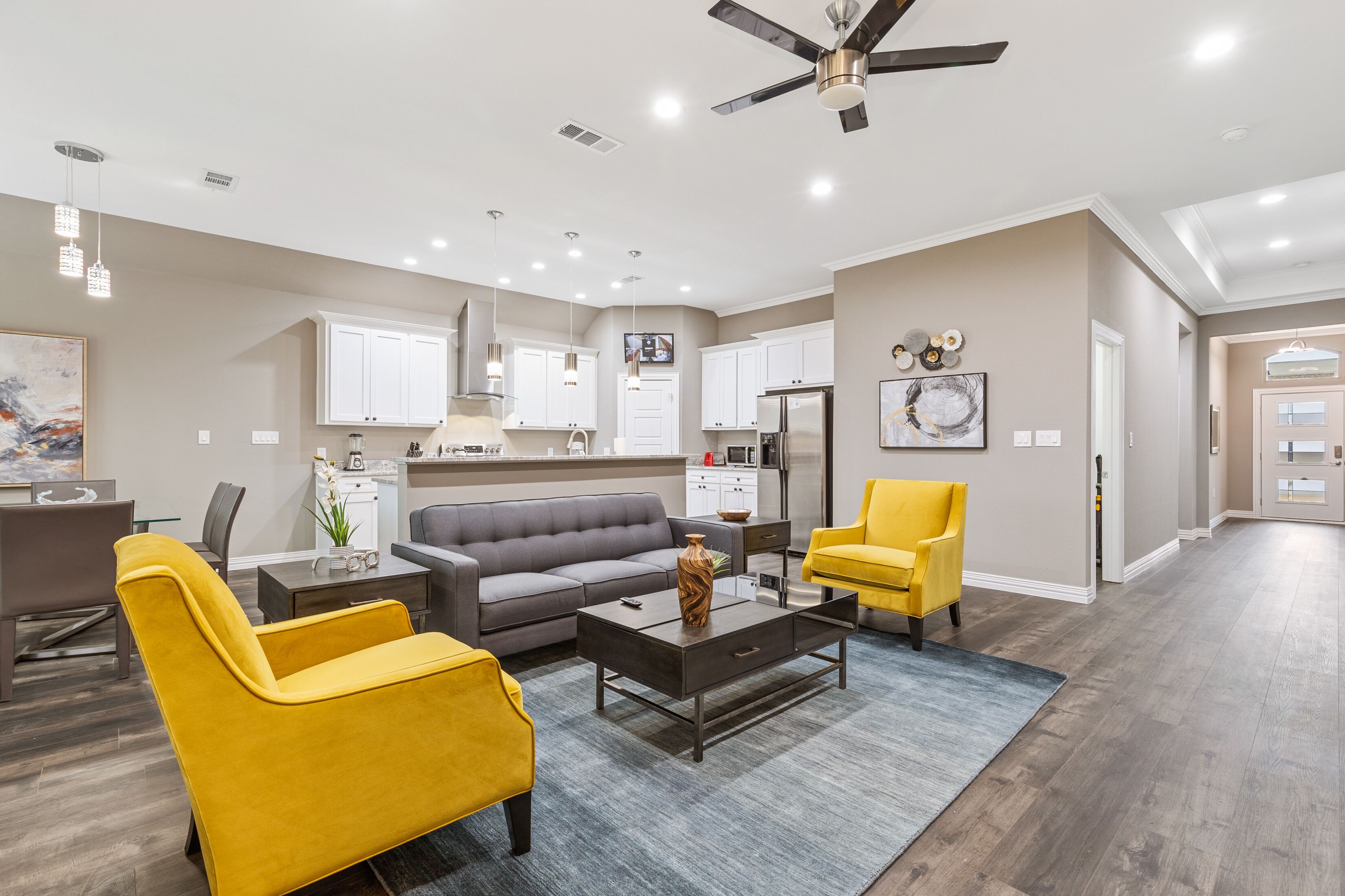 Charming 4BR Home - 15 Min. to Downtown Dallas!