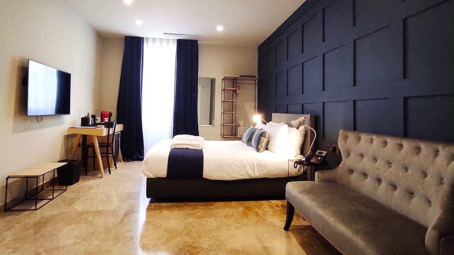 The Manoel Hotel