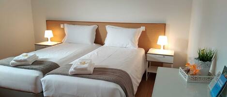 8 Schlafzimmer, WLAN