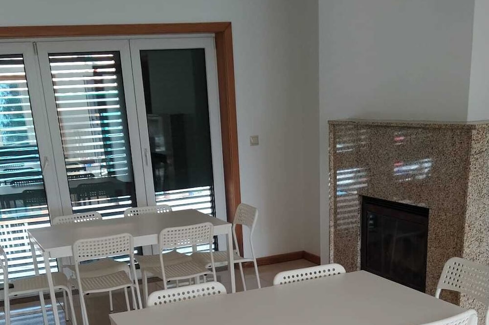Central Suites Arouca com estacionamento gratuito