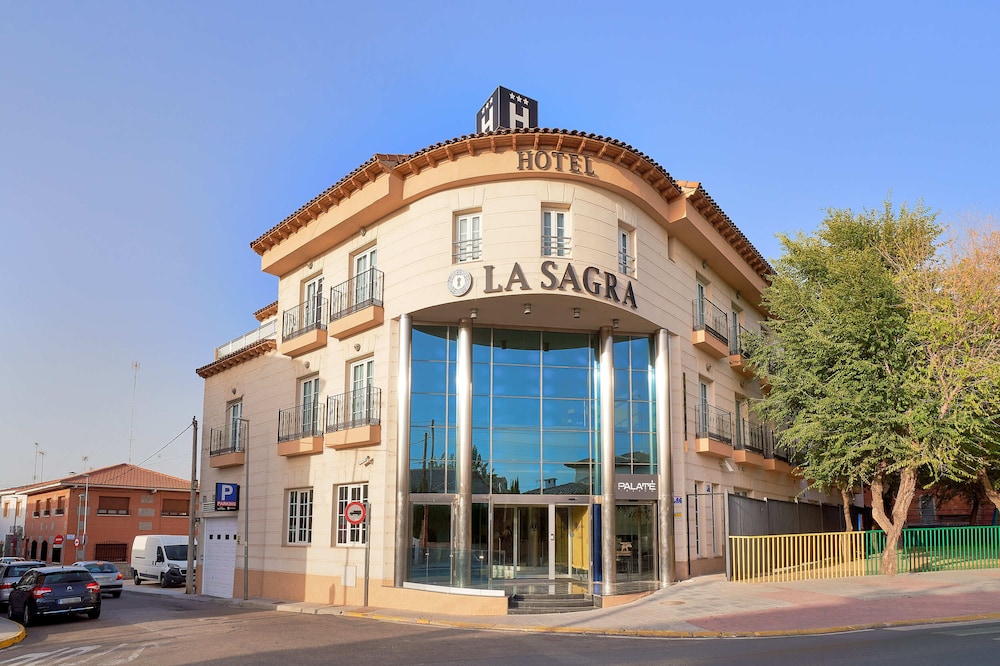 Smart Hotel La Sagra