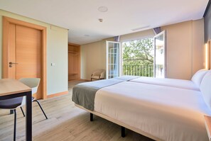 Habitación ejecutiva, 1 habitación | Escritorio, espacio para trabajar con un portátil, cortinas opacas