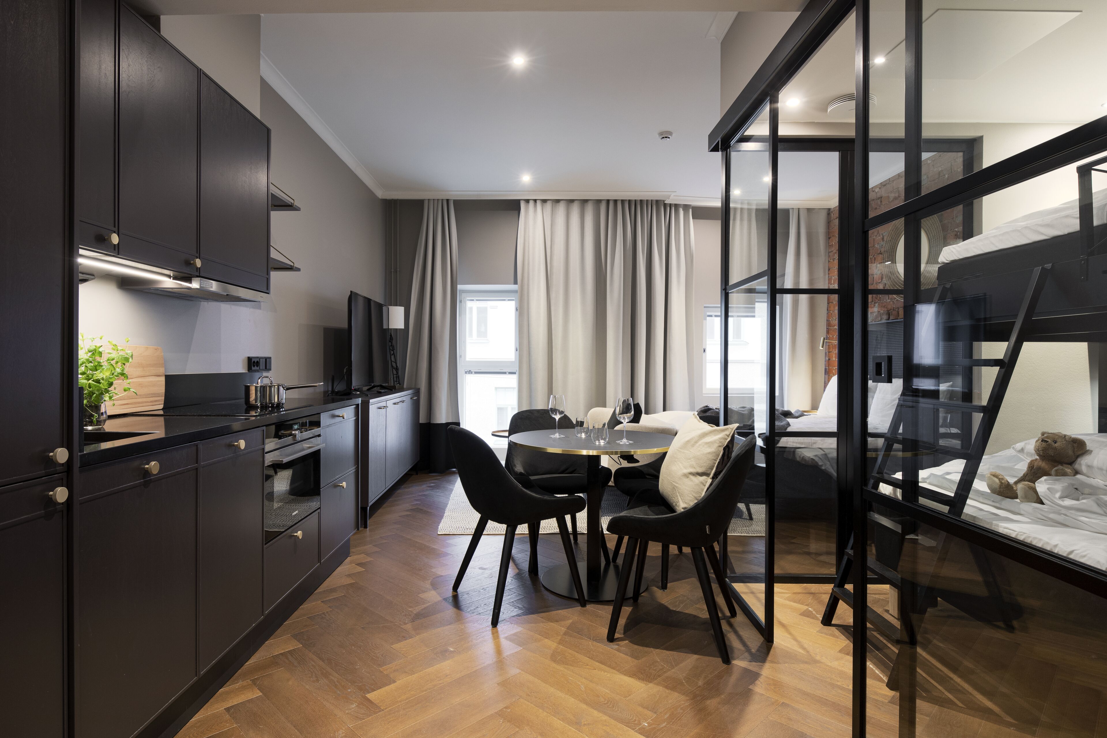 Family Apartment | Dining room