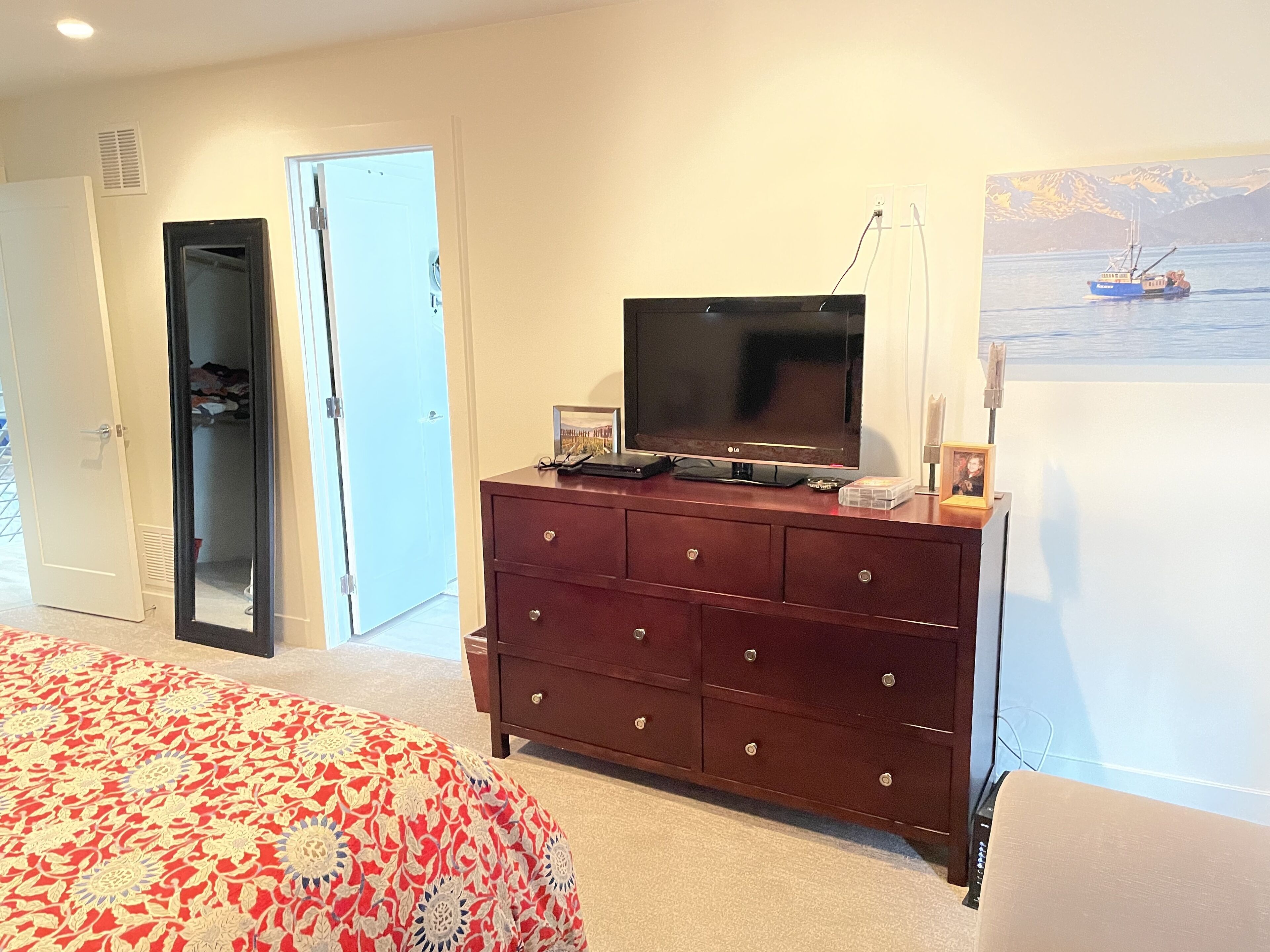 Modern, spacious and sunny 4 story home in north Denver