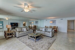 Condo (Emerald Beach #2533) | Exterior - Emerald Beach #2533 (Panama City Beach)