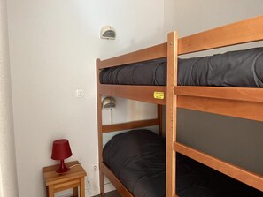 1 bedroom, WiFi - Floor -2, balcony, tv, ski locker, 35m², Peyragudes (Germ)